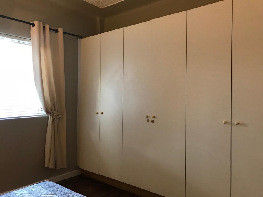 To Let 3 Bedroom Property for Rent in Sea Point Western Cape